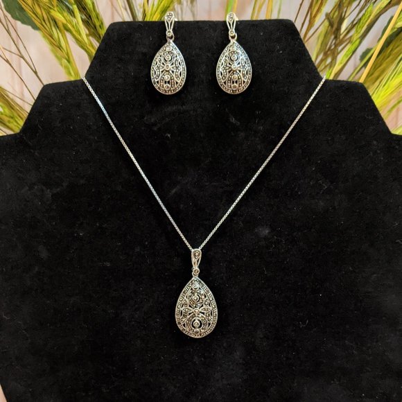Marcasite Oval Necklace and Earrings Set - Picture 2 of 4